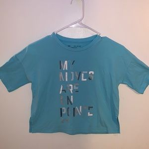 ✨ light blue ~under armour~ tee shirt ✨